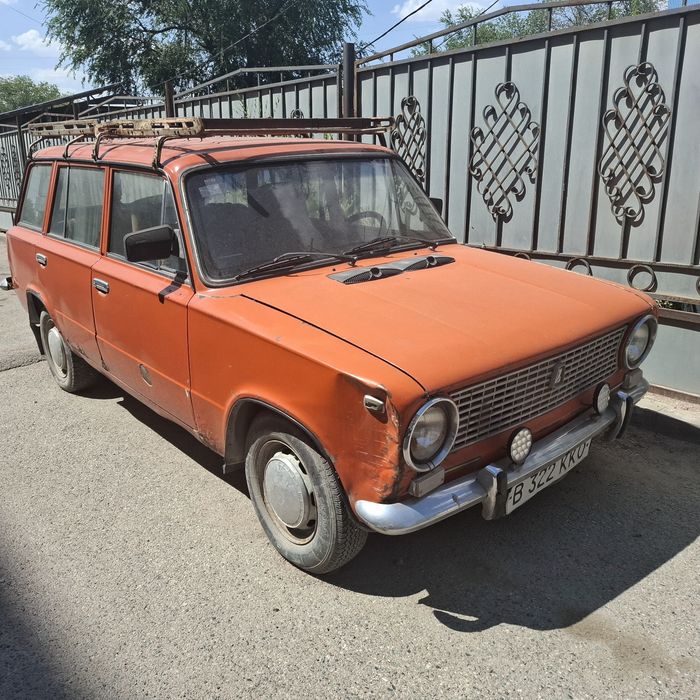 Срочно продам машину.