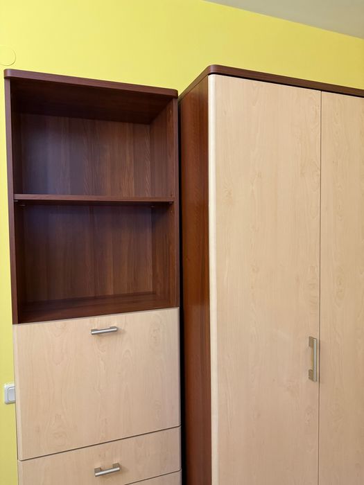 Дървени спални мебели