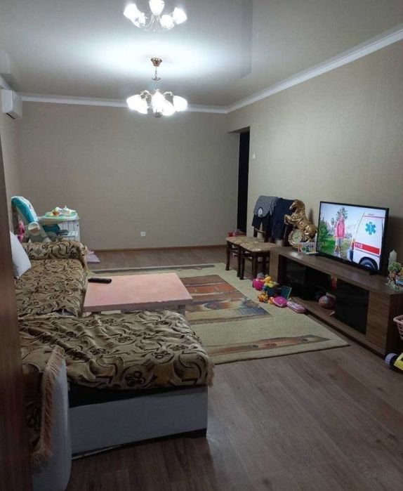 Продается 3/2/4 на м-ве Ялангач (Ориентир ЭКО Базар)