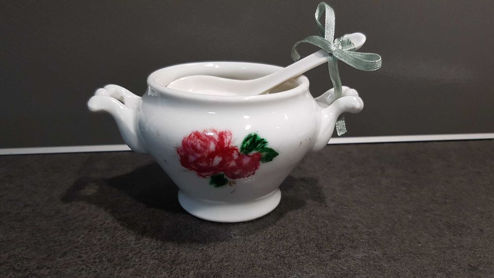 Порцелан. Сервиз за кафе, за чай.