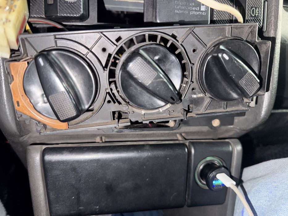 Продам на запчасть пассат б3