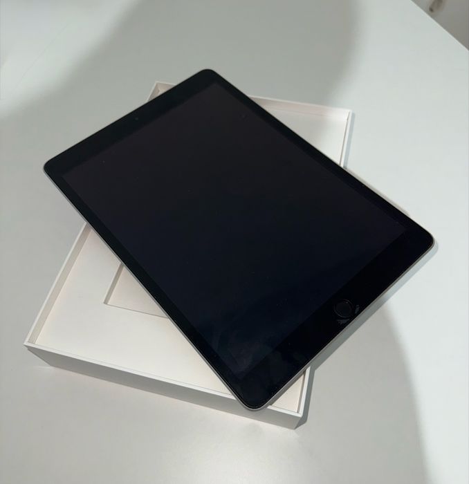 Продаю Ipad 9 64 Gb