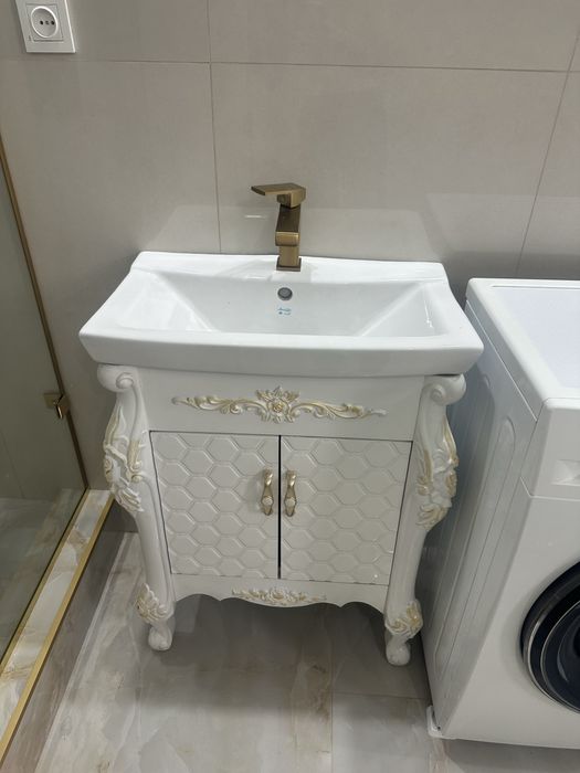 Встроенная раковина без крана