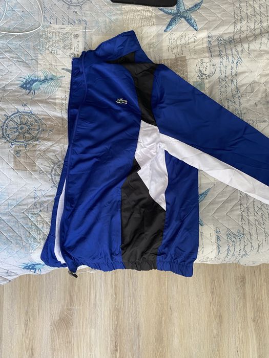 Есенно яке на Lacoste