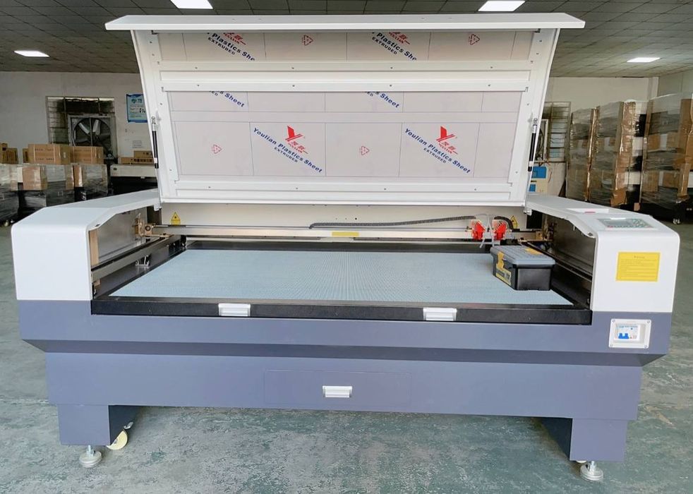 1610 2галовочный 150W лазерный станок.