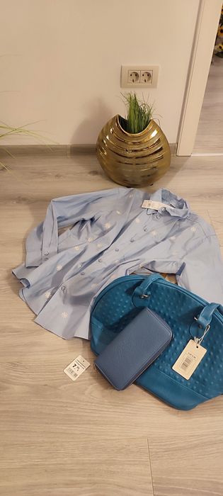 Gentuta de mana albastru turcoaz, portofel cadou