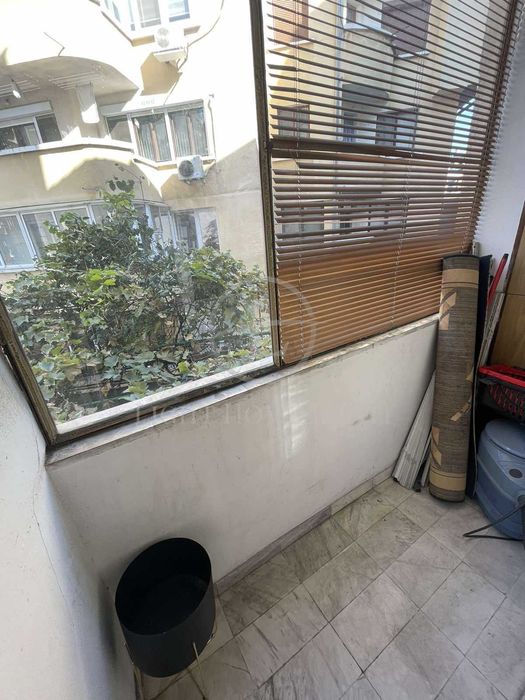 Продава се Тристаен апартамент в Пловдив, Кючук Париж - 120 кв.м за 1209 €/кв.м - Снимка #18