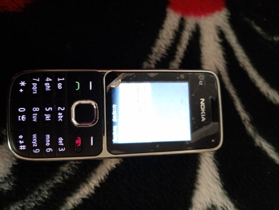 Telefoane funcționale Nokia cu incarcatoare preț amindoua 120lei fix nu schimb