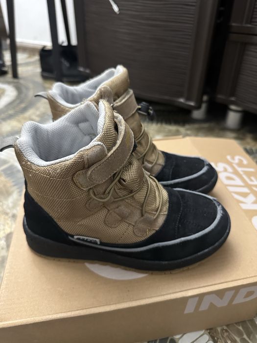 Ботики мальчику зима