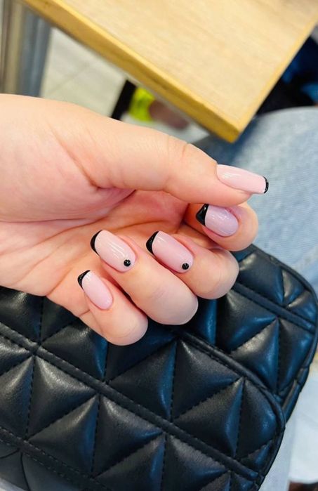 Маникюр и педикюр на выезд