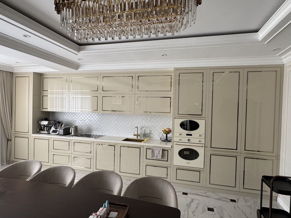 Продам Кухонный гарнитур