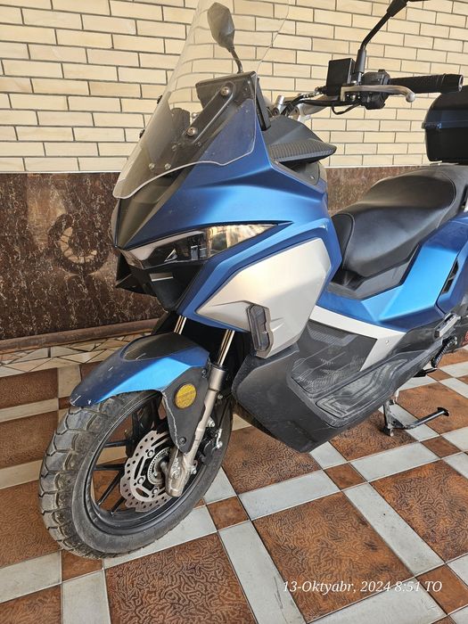 Skuter 150 kub sotiladi