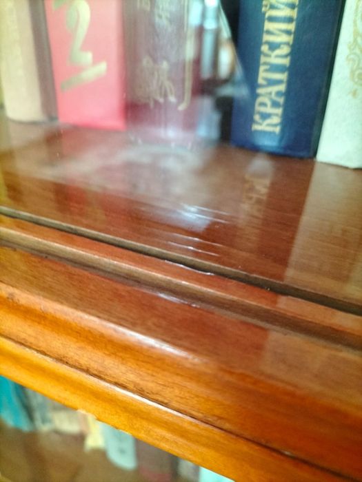 Шкаф книжный Румыния