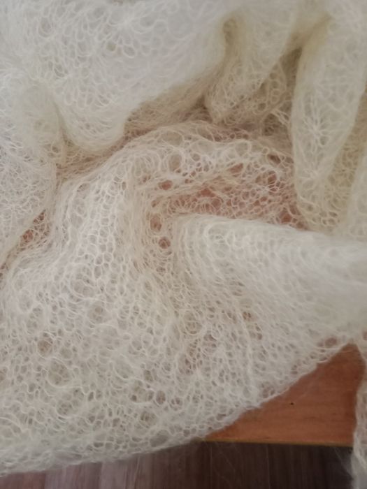 Продам платок паутинка ангора