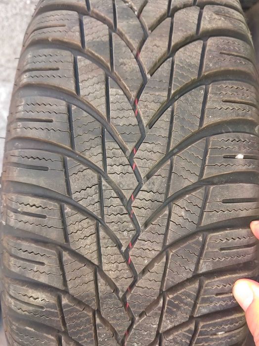 Зимни Гуми Lassa 7мм 195/65/15 DOT 23