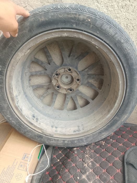Продам комплект колес R17 универсальные диски (мультиболт)