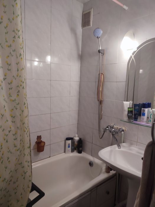 Продаётся срочно 3-х комн.квартира