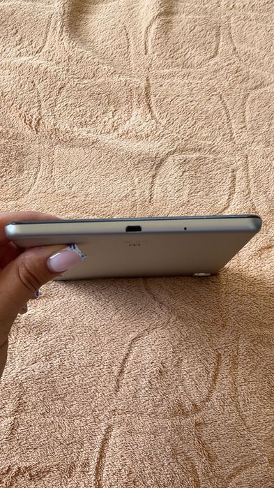 Lenovo Tab M8  Таблет практически неизползван, отлично състояние