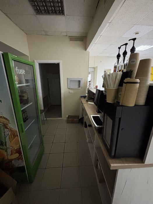 Сдам кафе  торговую площадь