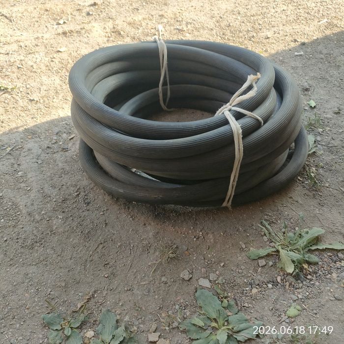 Продам шланги советские. Целые, в отличном состоянии.