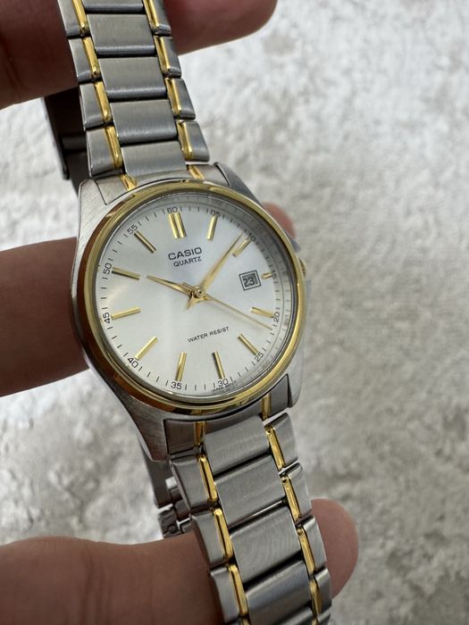 Женские часы CASIO