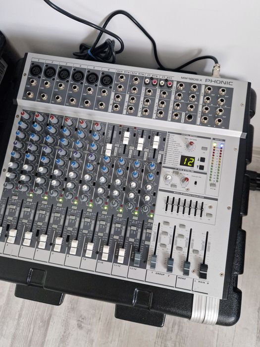 Phonic yamaha Mackie Behringer numark