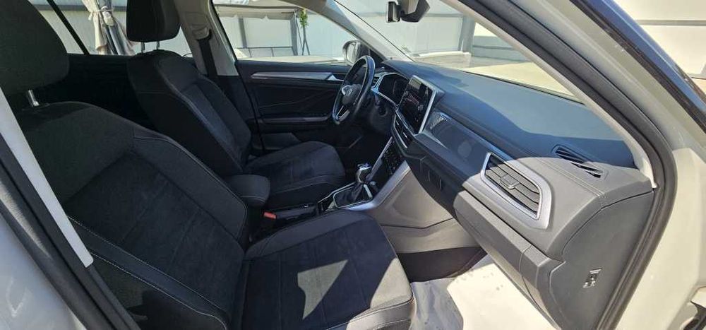 VW T-ROC 1.5 TSI DSG | 2022 | 38 900 км | КАТО НОВ