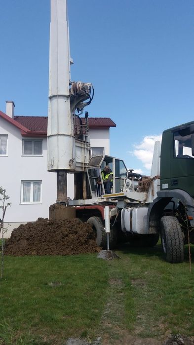 Fântâni APA. Piloni forați. Tuburi beton