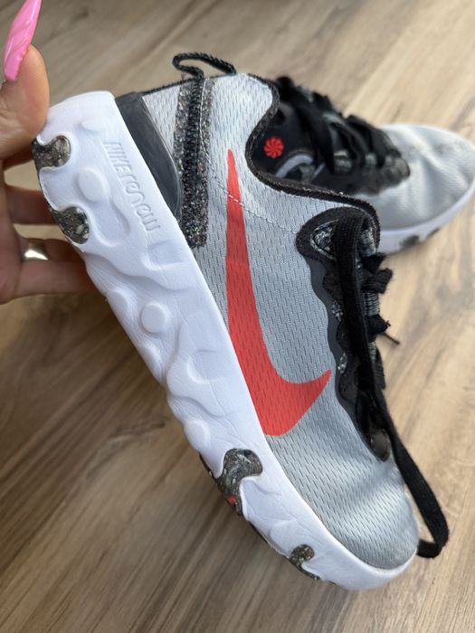 Оригинални маратонки Nike Renew Element 55 SE! 37,5 н