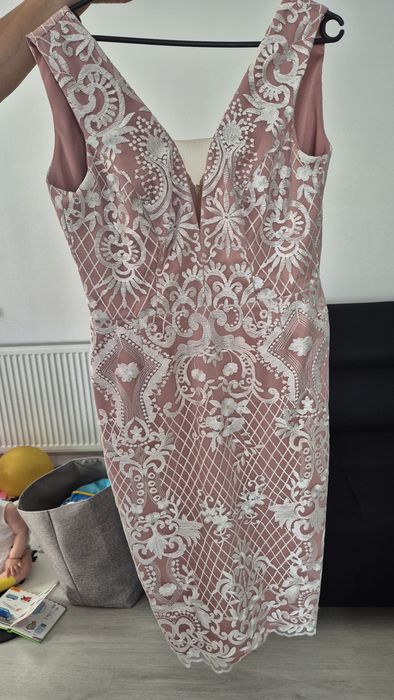 Rochie de zi roz