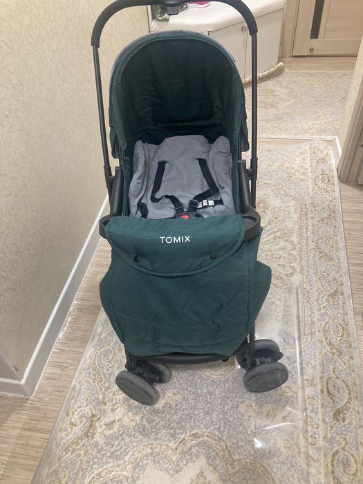 Коляска Tomix