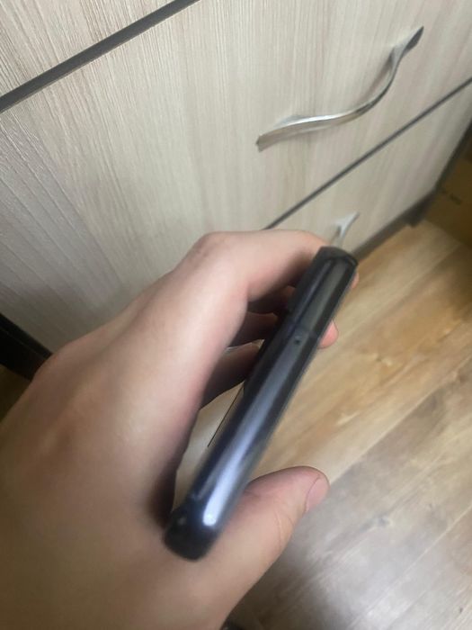 Самсунг s22 256 гб. в хорошем состоянии