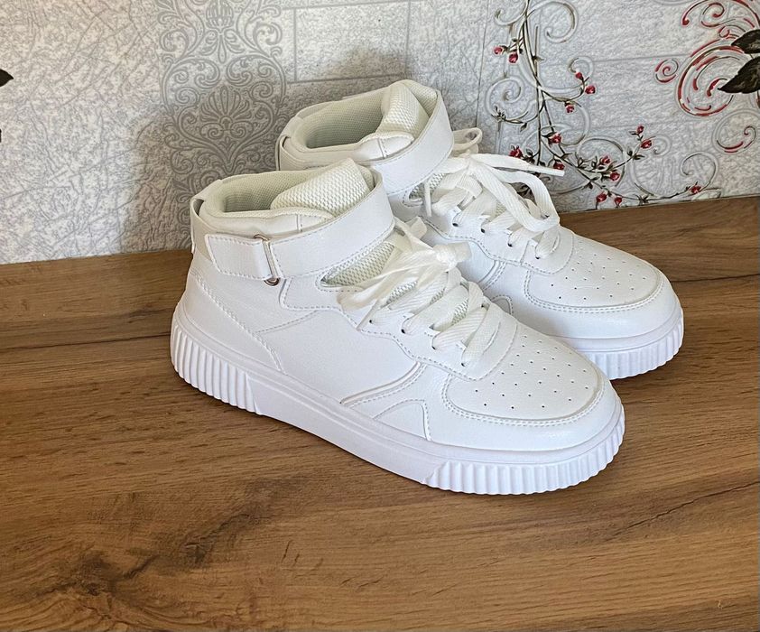 Кроссовки 39 размер