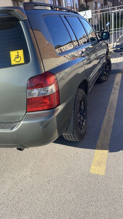 Продается  Toyota Highlander