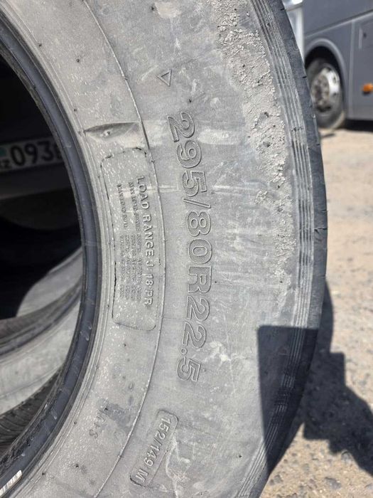 Продаются шины 295/80R22.5