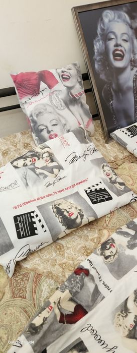 Завеси (Marilyn Monroe) комплект 3бр. Възглавници и Картина