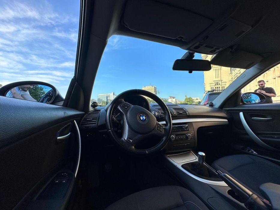 Vand BMW seria 1 120d coupe sedan E82 MOTOR DEFECT