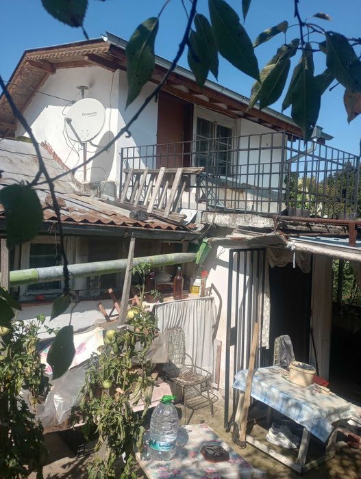 Продава се Къща в с. Свидня, Област София-област - 1 кв.м за 25000 €/кв.м - Снимка #4