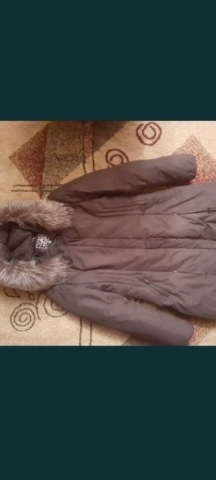 Продам пуховики.