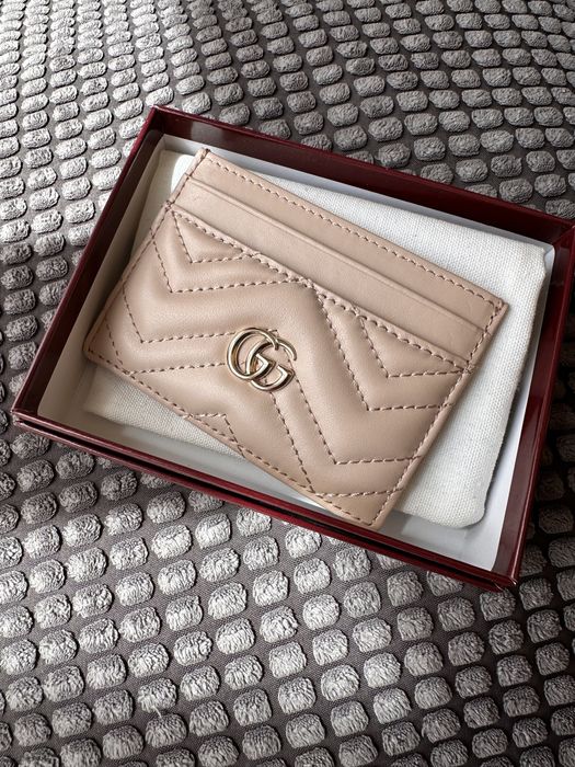 Gucci card holder/ кард фолдър