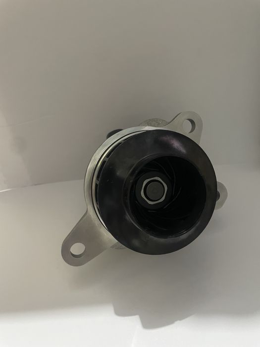 Pompa apa Renault 2101016867R