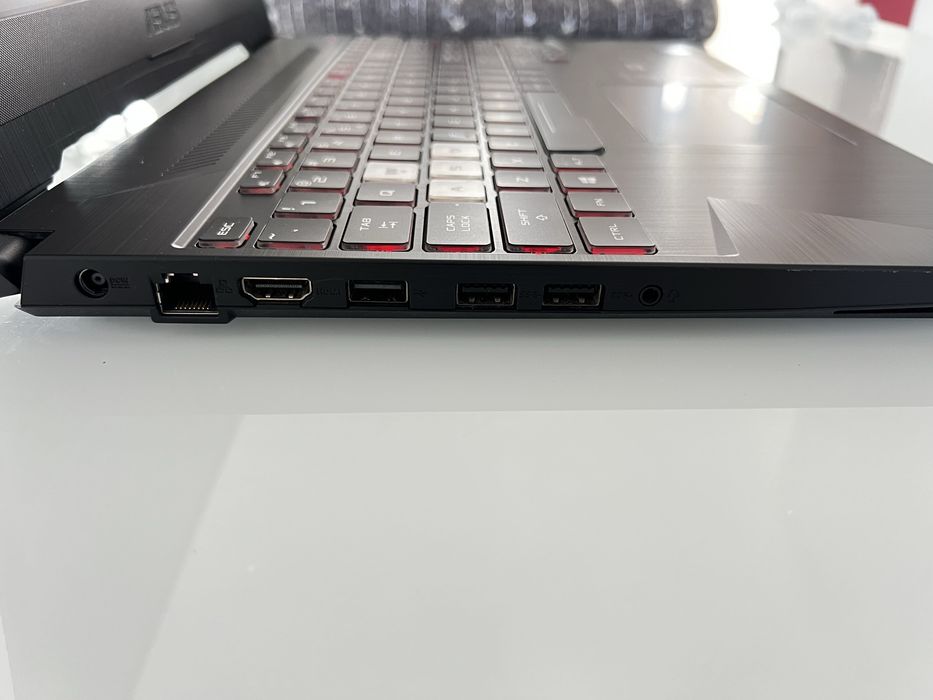 Laptop Asus Tuf Gaming, i5 Generația a 9-a, GTX 1650, 512Gb SSD
