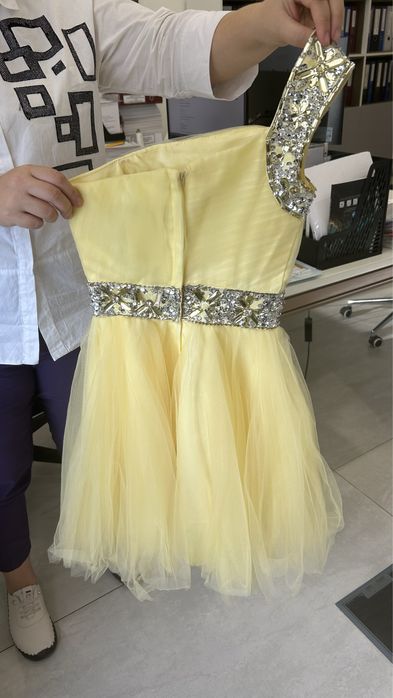 Платье на утренник для подростков