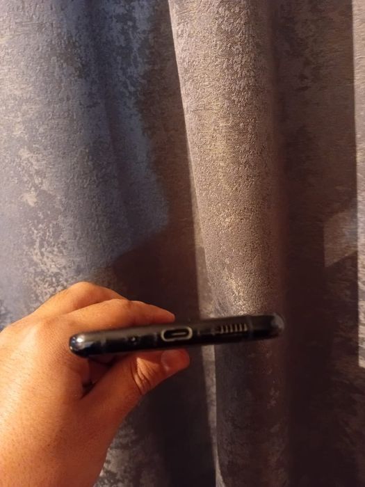 Продам Самсунг S20 ultra 5G