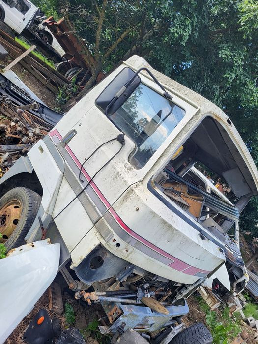 Dezmembrez nissan eco t 100