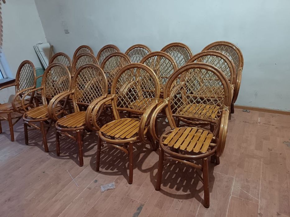 Stol stul tabiy qora toldan yasalgan