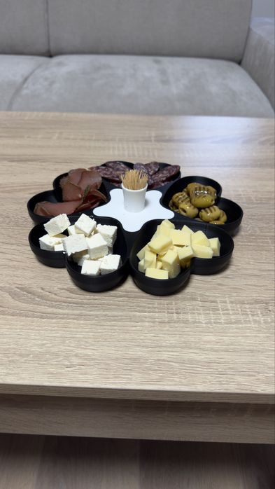 3D принтирано плато „Цвете“ – 5 отделения + поставка за клечки