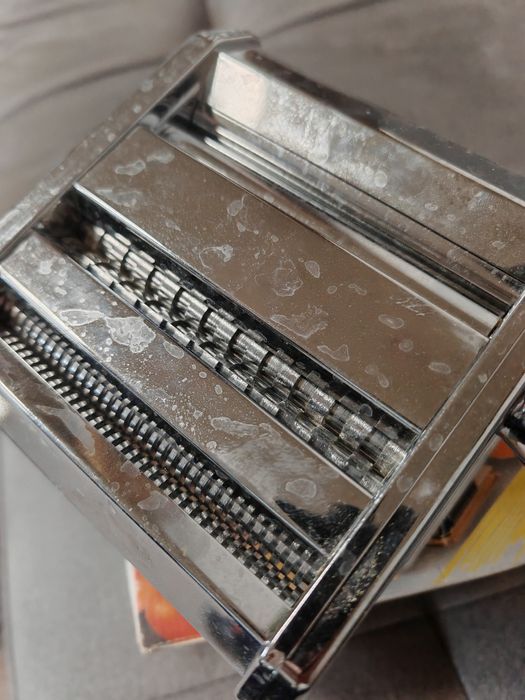 vand masina de facut taitei Fackelman