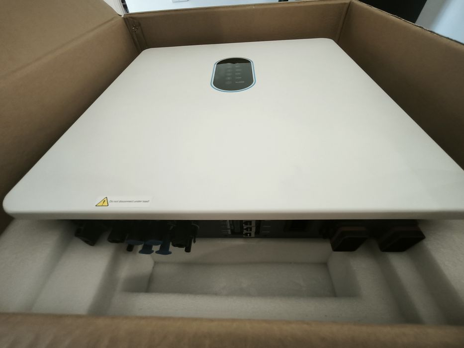 Invertor hibrid trifazat 10K high voltage