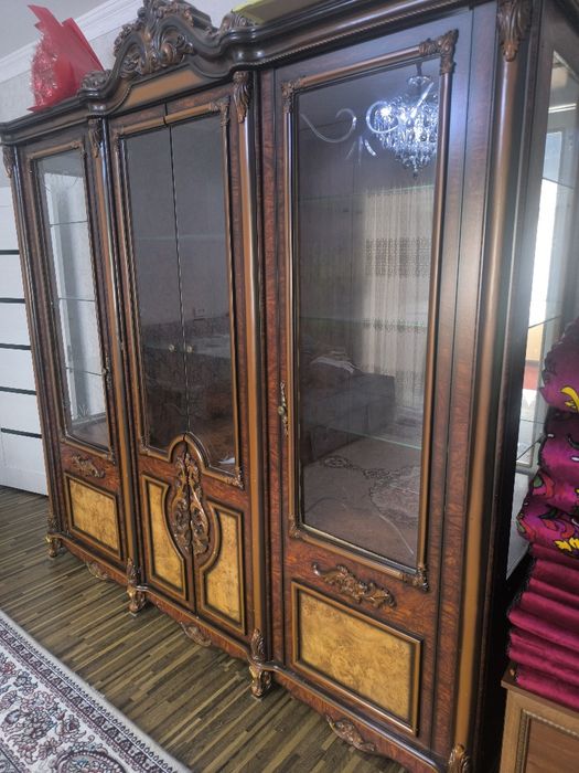 Mebel stenka zal uchun